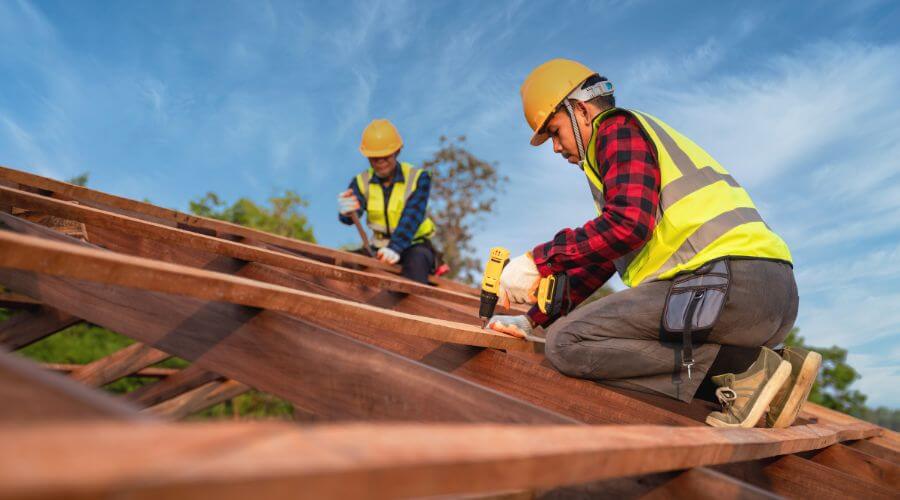 Professional Flat Roofing Installation services in Rapid River, MI